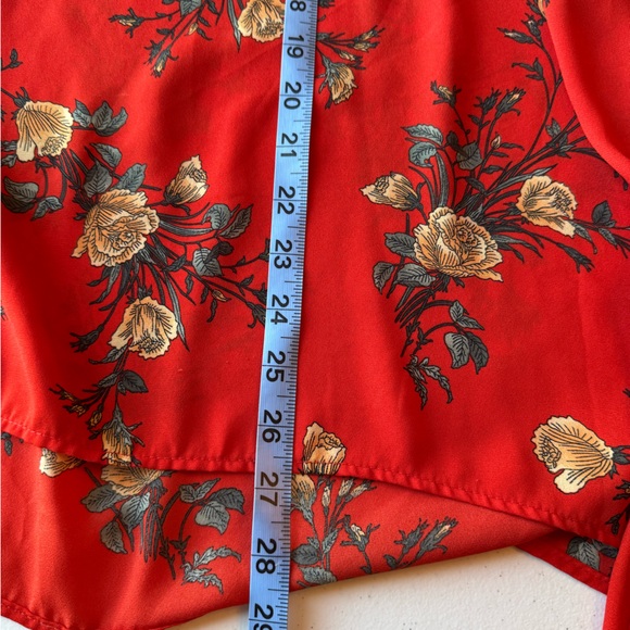 Torrid Red and Gold Floral High Neck Tank - Picture 4 of 6